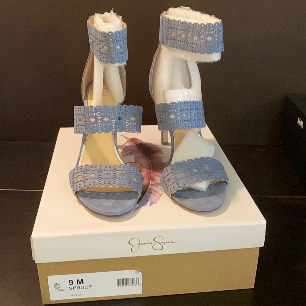 Jessica Simpson spruce, light blue heels 055